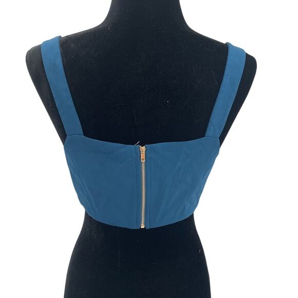 Cider Solid V-Wire Crop Tank Top Blue Medium - Picture 2 of 7